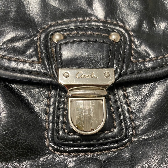 COACH Poppy Leather Hippie Purse Black Leather. Crossbody bag. Handbag. Preowned - Picture 7 of 16